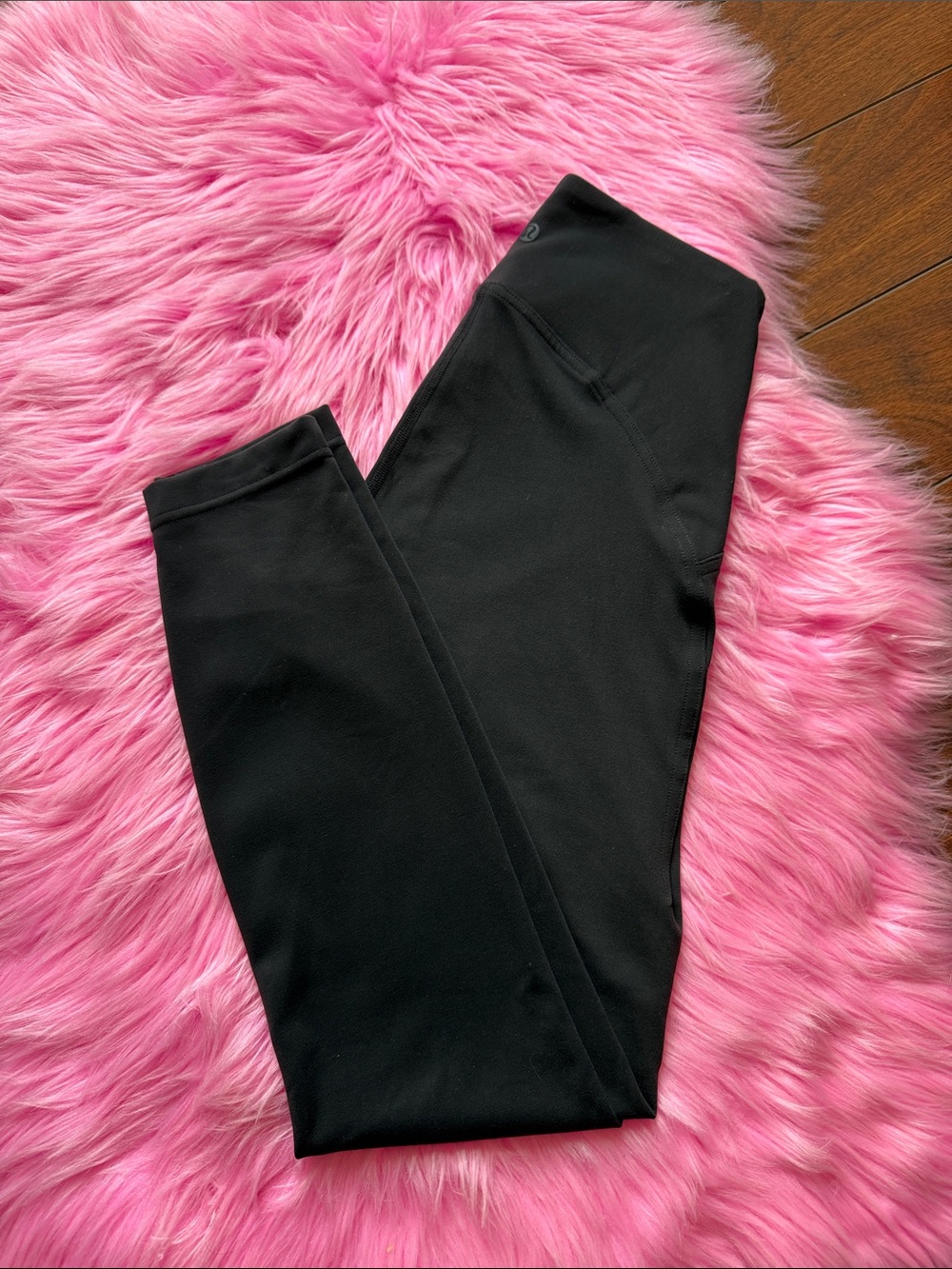 LULULEMON Size 6 instill tight 25” black NWOT
